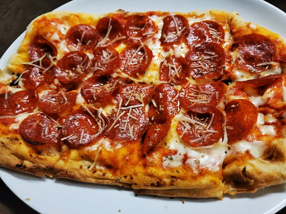 49thState, 49thStateBrewing, Denaliparkbrewpub, Denalipark, denalilife, DineDenali,teklanika, pepperoni, flatbread, craftbeer, supportlocal, eatlocal, drinklocal, alaska, alaskalife