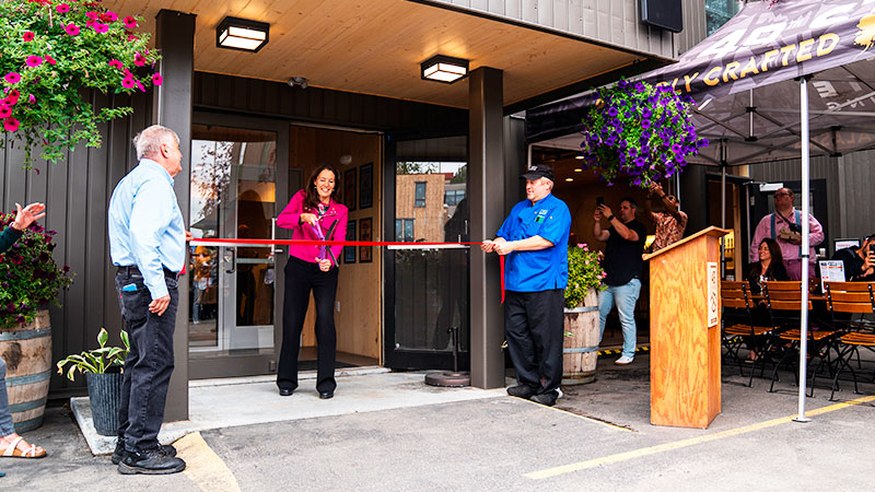 Mayor_RibbonCutting_49thRsm-1